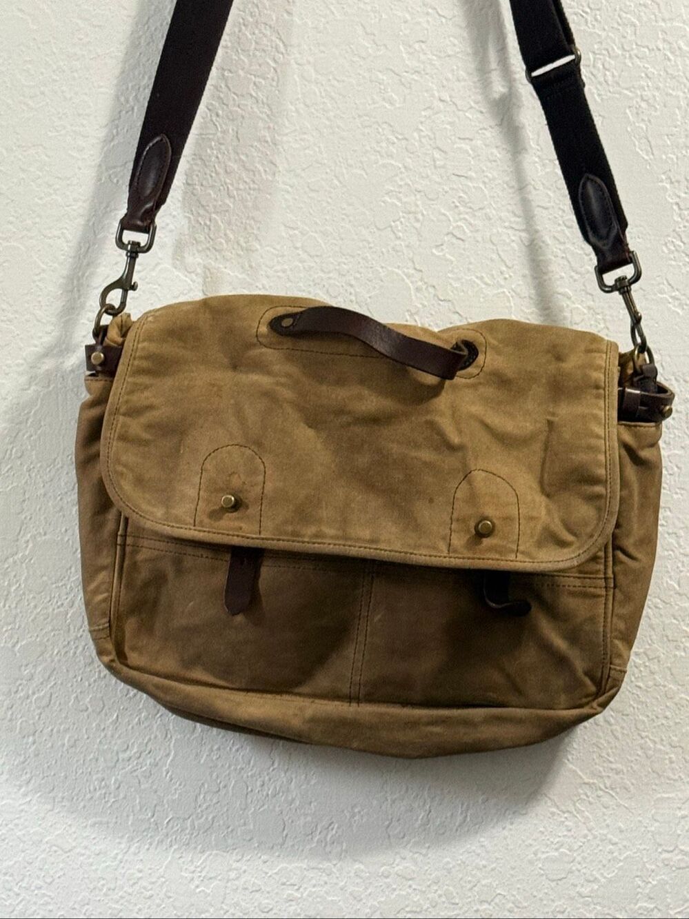 J. CREW MENS ABINGDON BRIEFCASE MESSENGER LAPTOP BAG BROWN KHAKI LEATHER WAXED - Picture 2 of 6